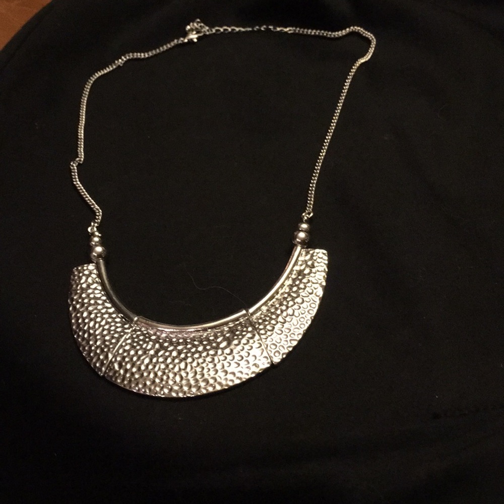 Neckless